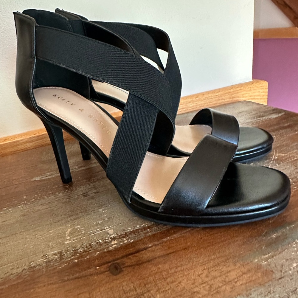 Kelly & Katie high heel strappy black 8M new unworn zipper back elastic strap - Picture 2 of 10